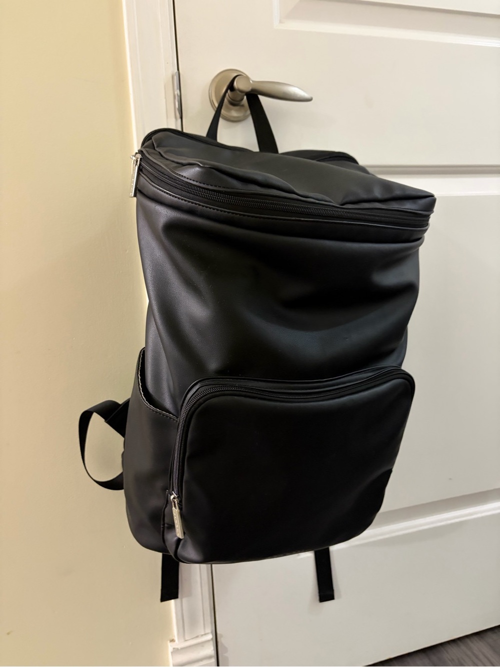 Men's Black Minimalist Backpack - Sleek Everyday Carry